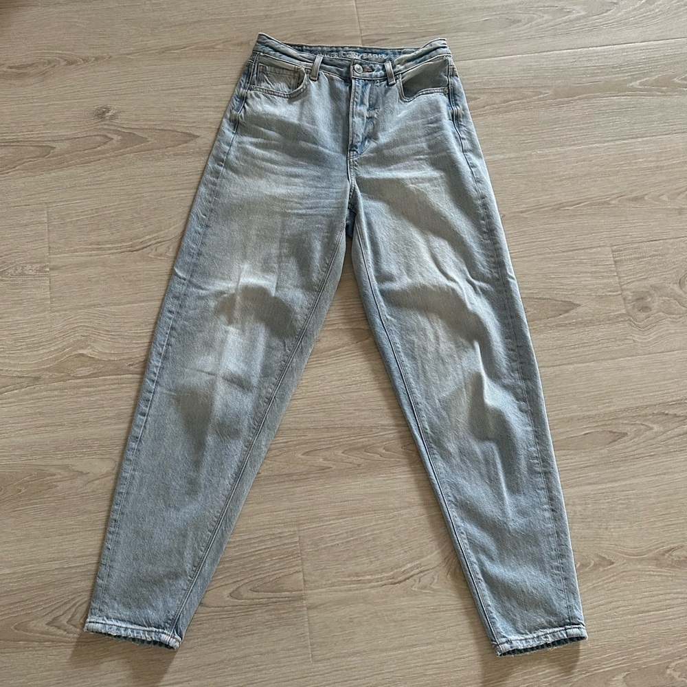 American eagle relaxed mom jeans 00 long
